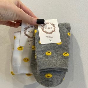 NWT Mhan - 2 Smiley Socks (brand new)